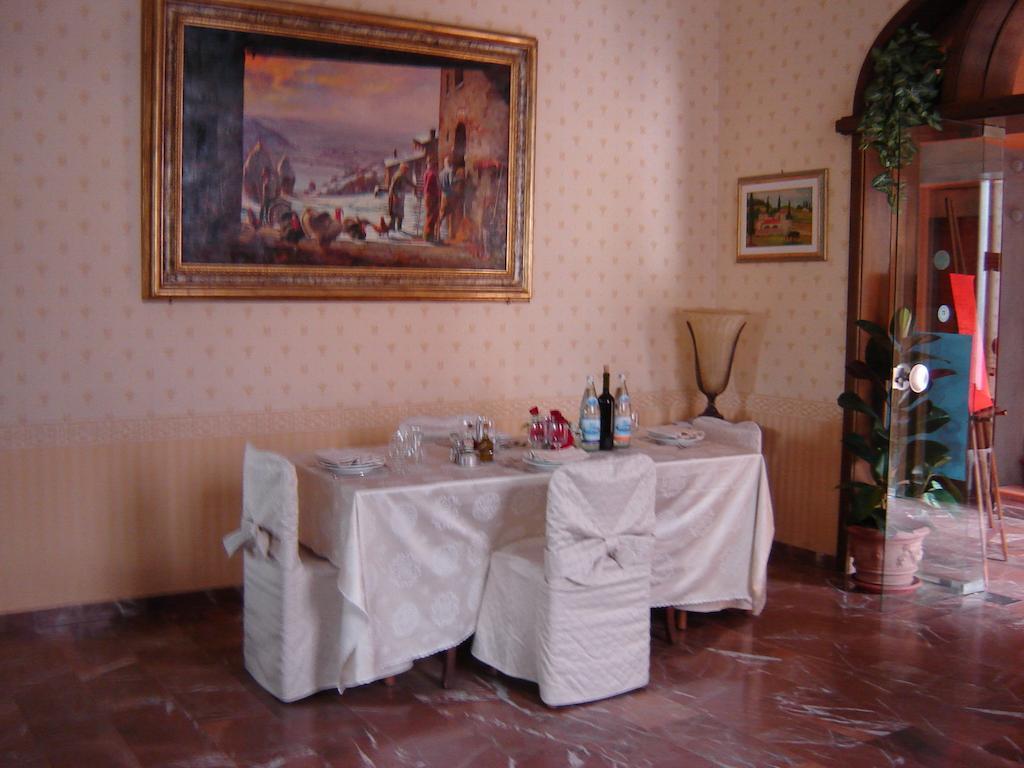 Hotel La Rosa 3*